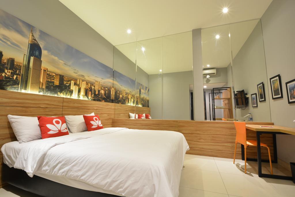 Klinpod Hotel Giacarta Esterno foto